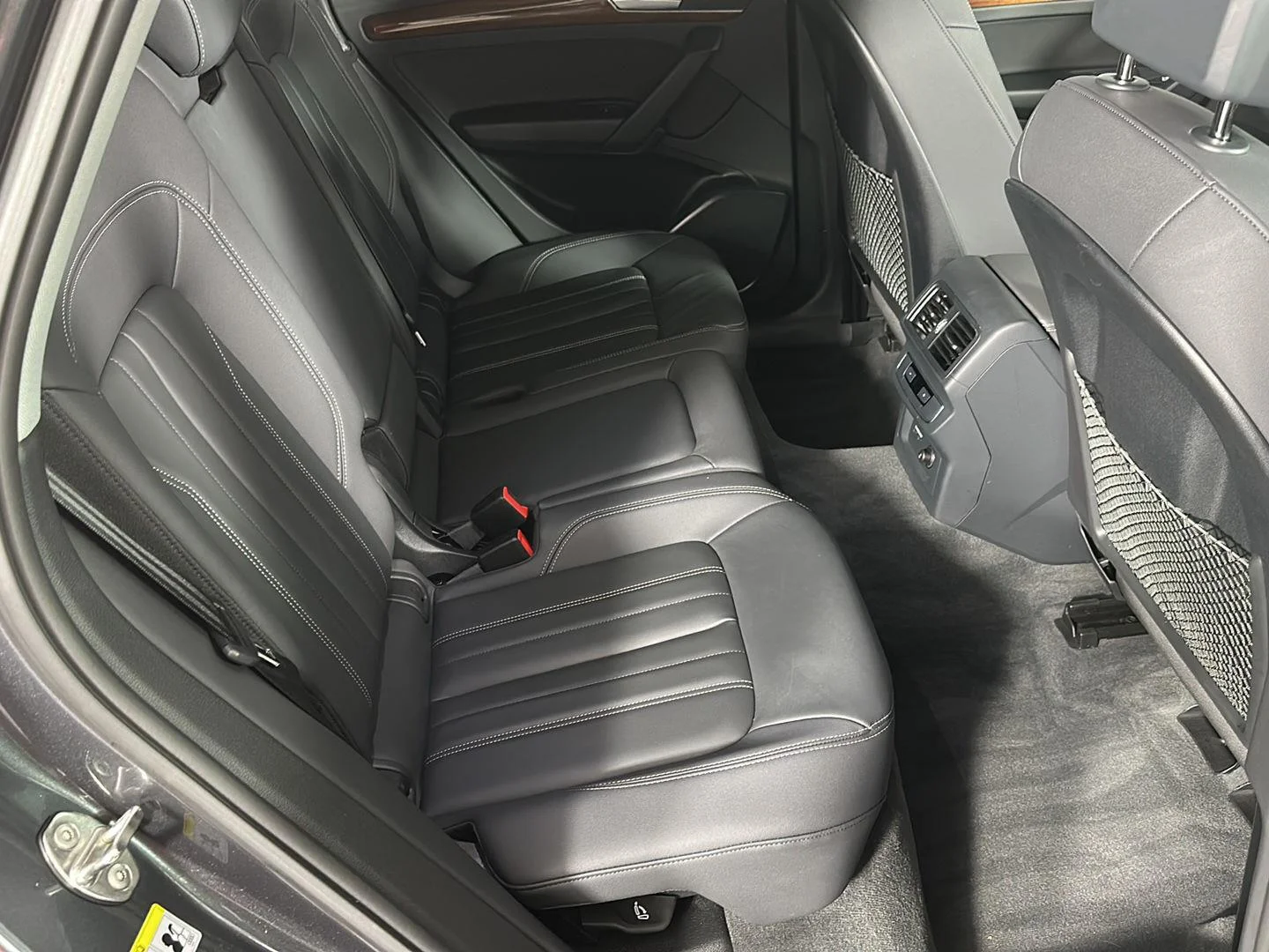Used 2023 Daytona Gray Pearl Effect Audi S line Premium image 7