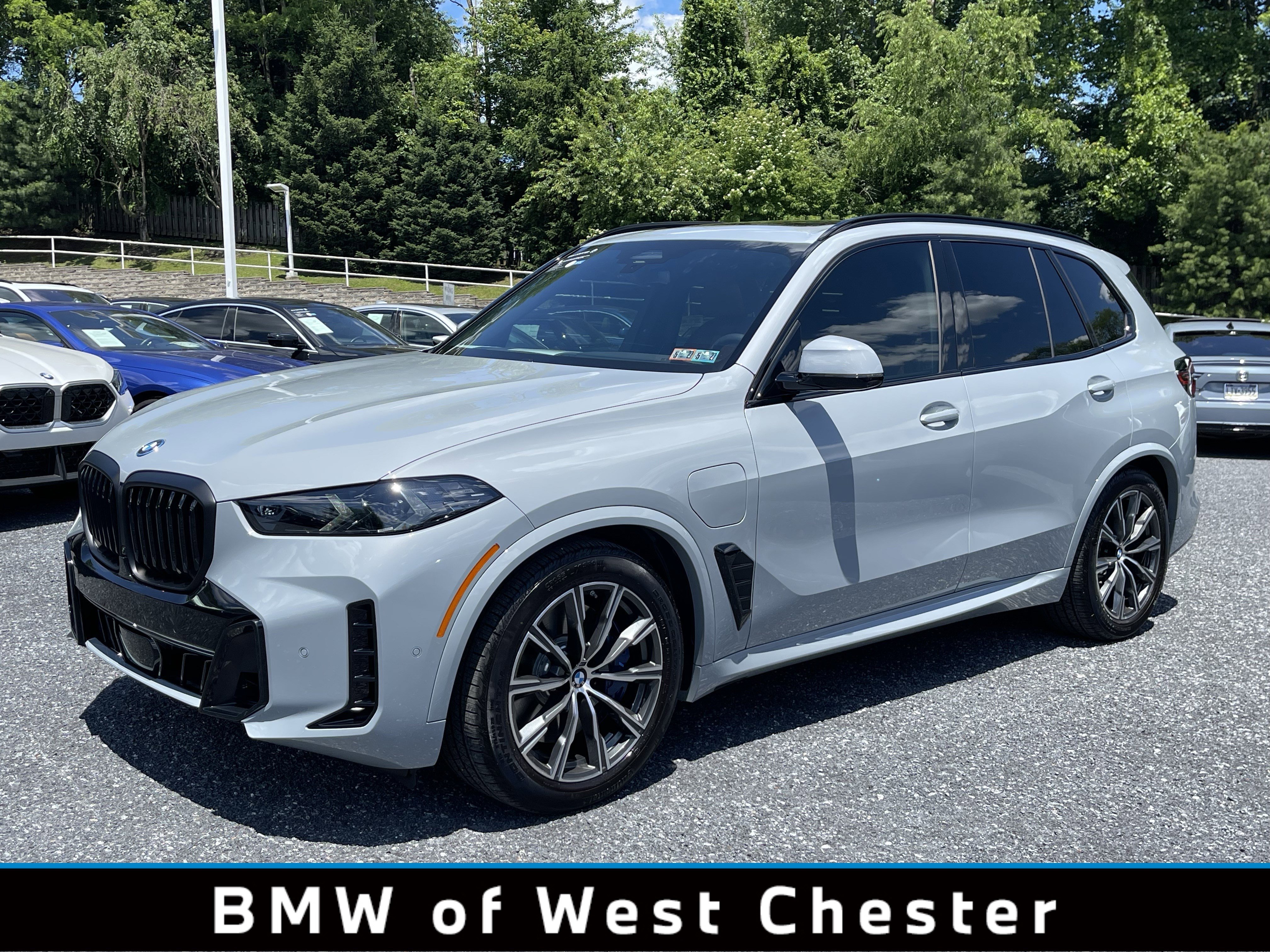 2026 BMW X5 xDrive50e's photo