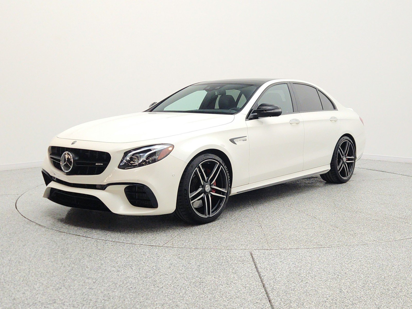 Used 2019 designo Diamond White Metallic Mercedes-Benz AMG® E 63 S 4MATIC+ Sedan image 1