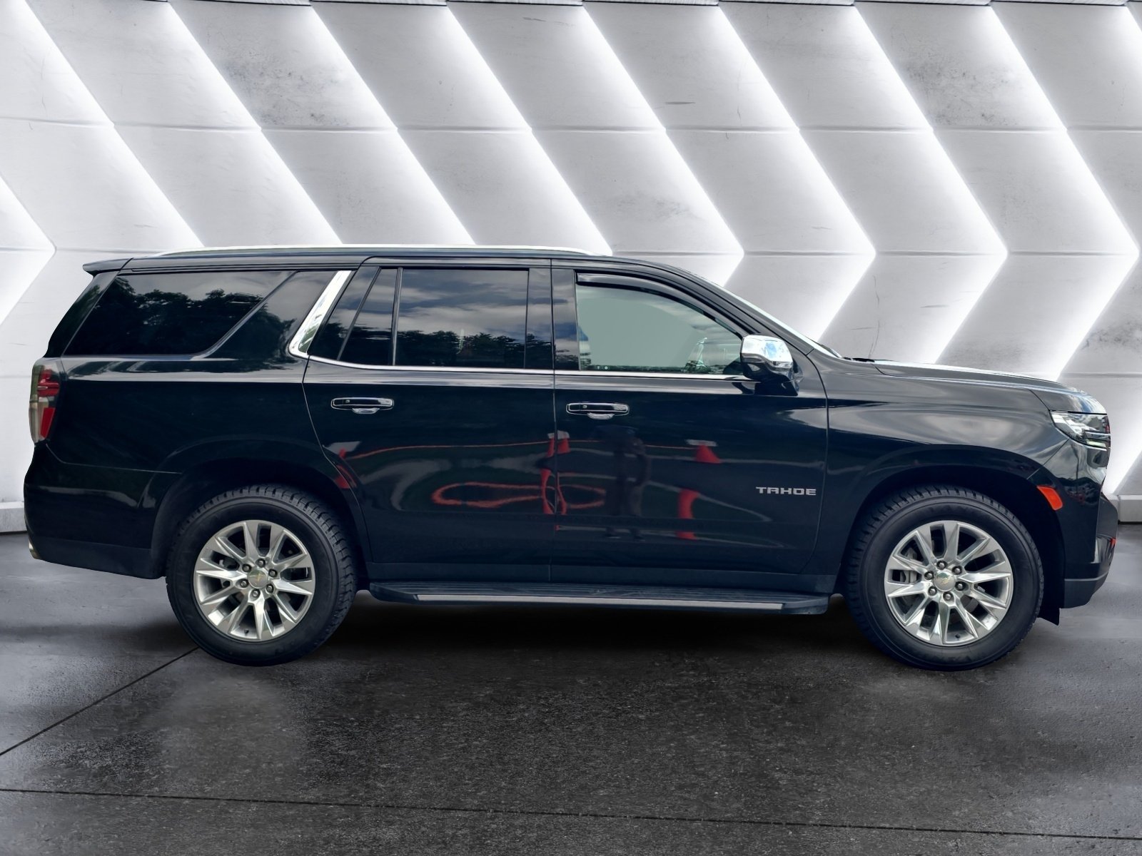Used 2021 Black Chevrolet Premier image 6