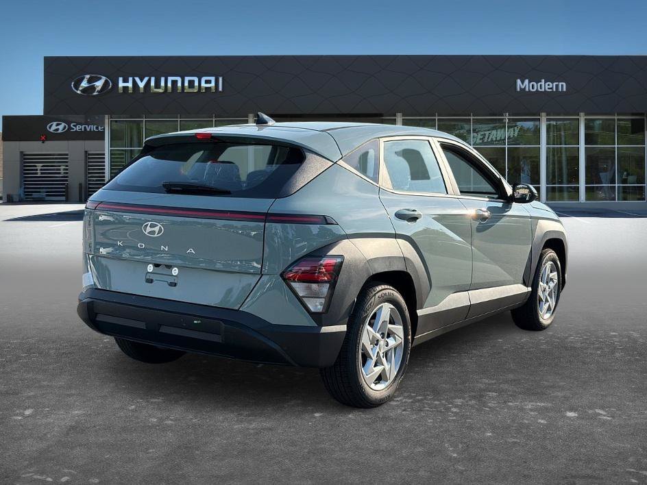 New 2027 Mirage Green Hyundai SE FWD image 3