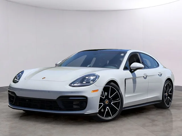 2022 Porsche Panamera 4