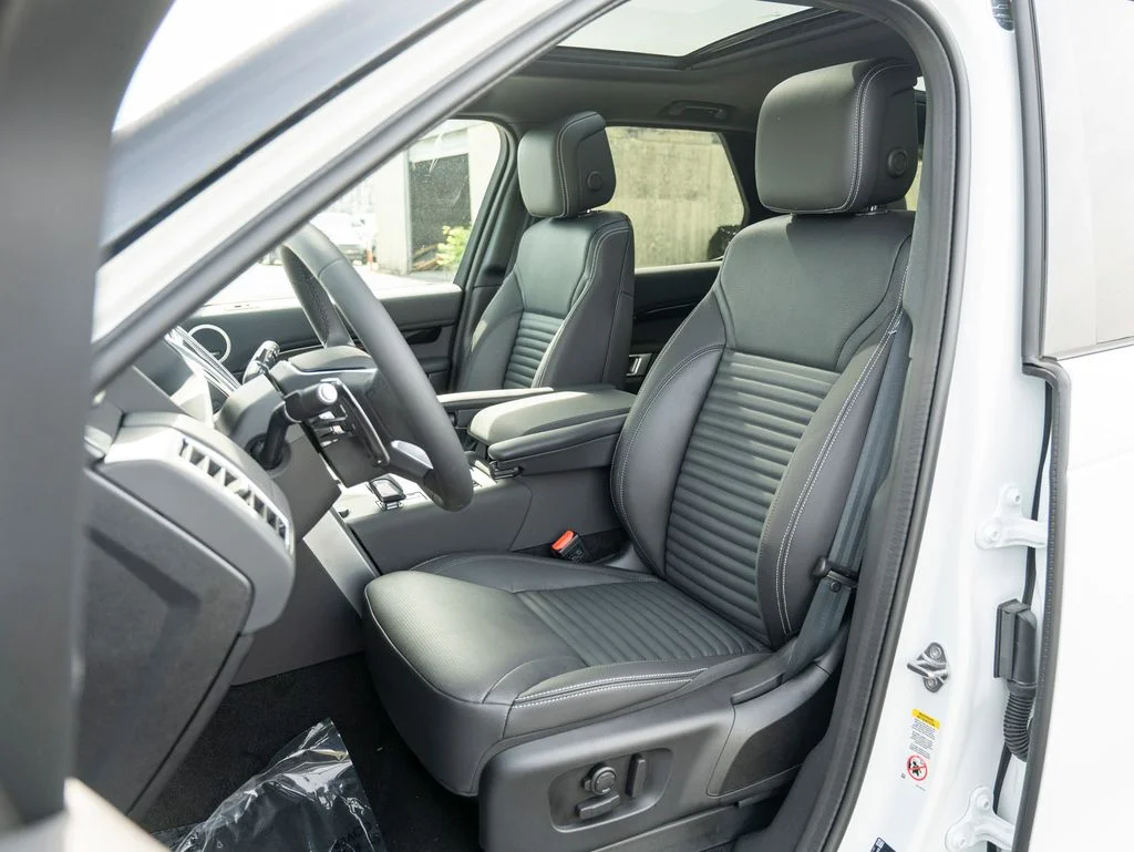 2025 Land Rover Discovery S - Photo 18