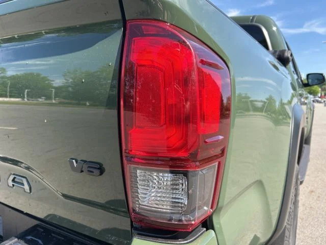 Certified Used 2021 Green Toyota SR5 image 18