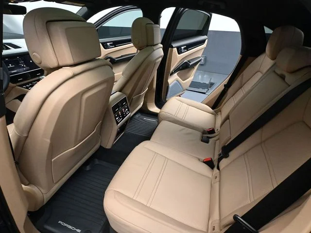 Used 2022 Blue Porsche Base image 33
