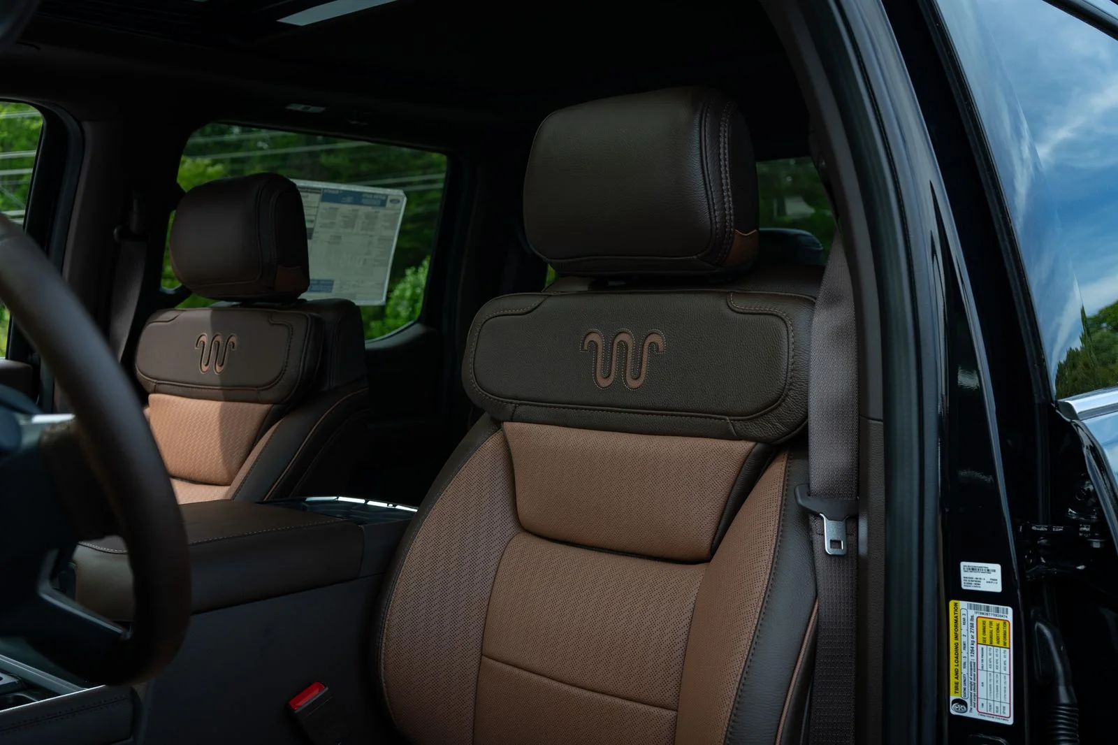 New 2026 Agate Black Metallic Ford F-250® King Ranch® image 30