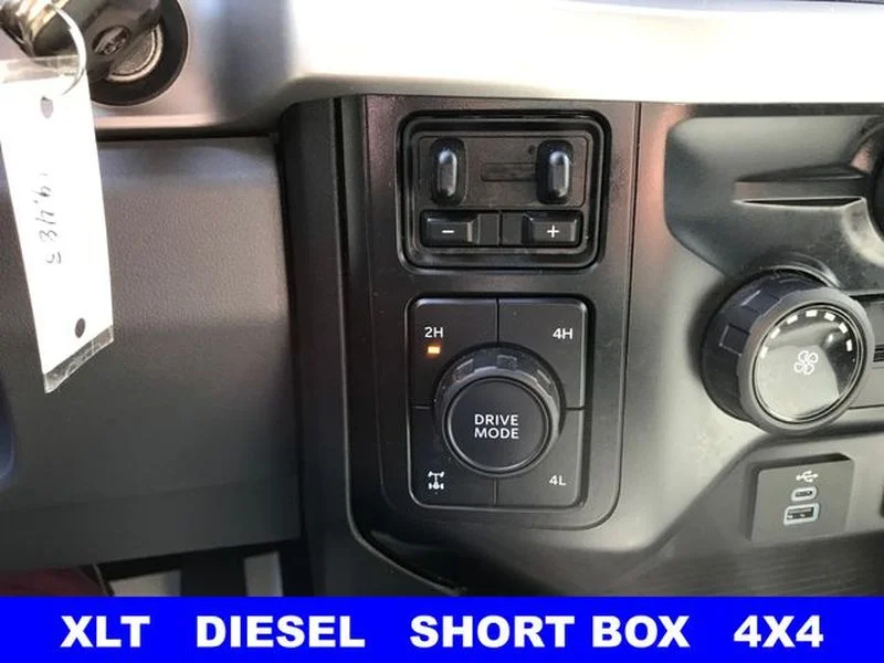Used 2023 Carbonized Gray Metallic Ford XLT image 12