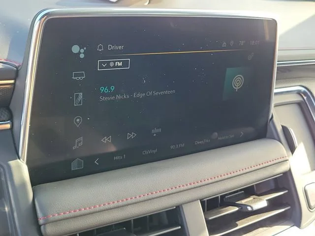 2022 Chevrolet Suburban RST - Photo 32