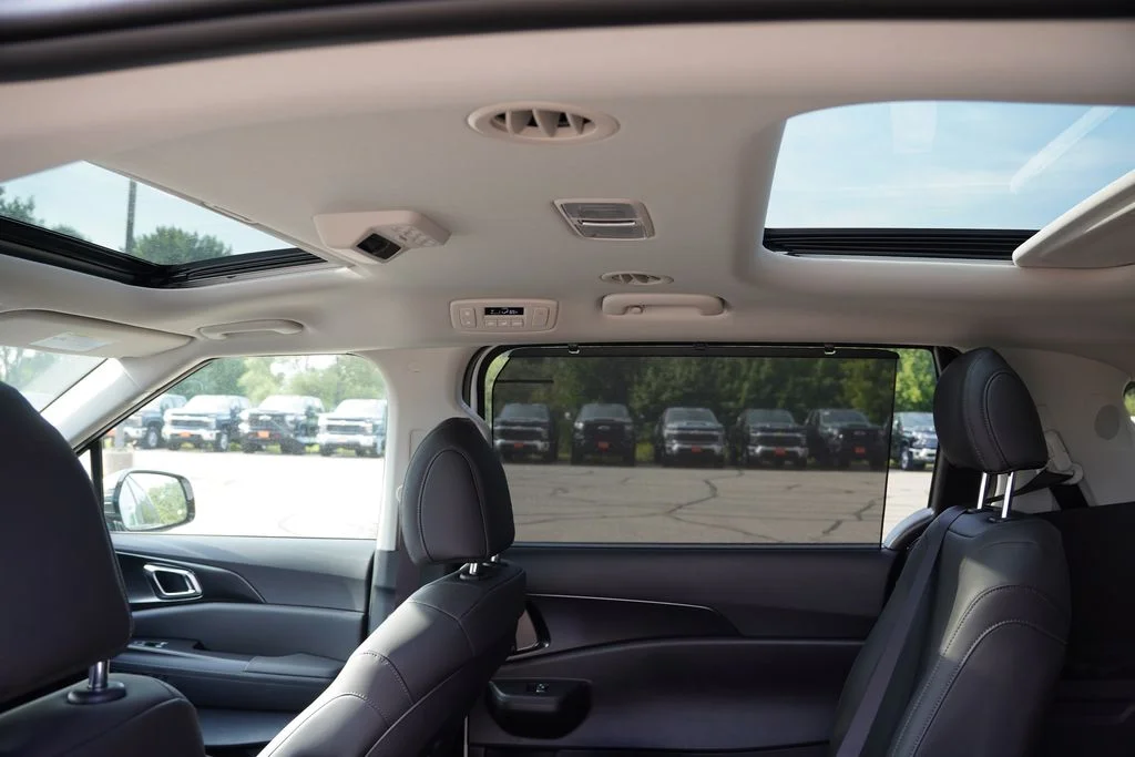 New 2027 Snow White Pearl Kia SX image 13