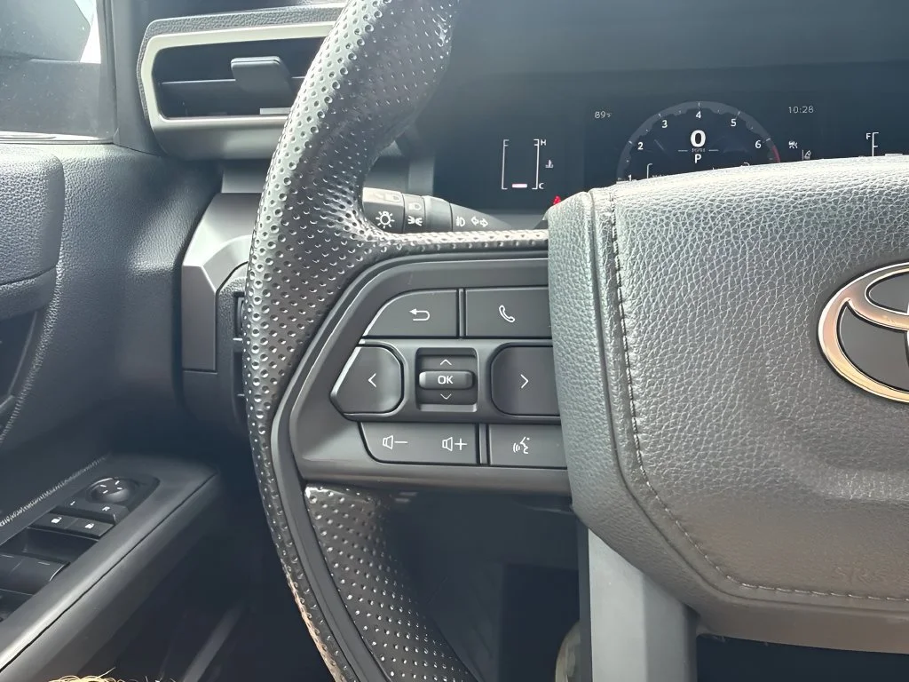 Used 2025  Toyota SR image 14