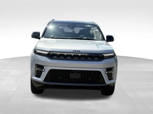 New 2026 Silver Zynith Jeep Summit Obsidian image 3