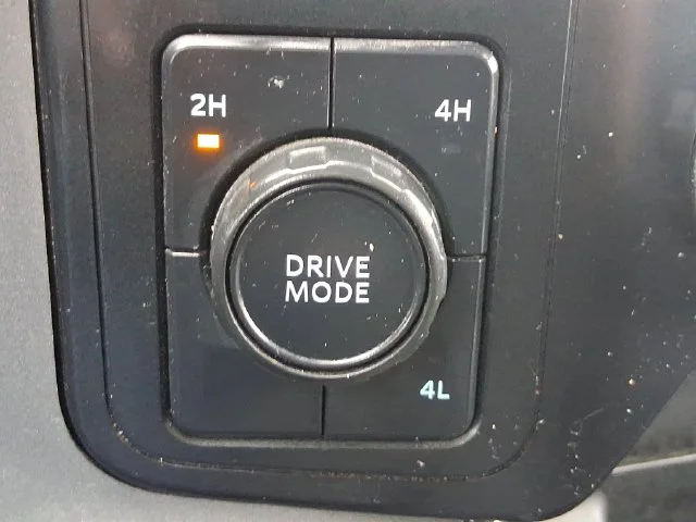 Used 2021 Gray Ford XLT image 31
