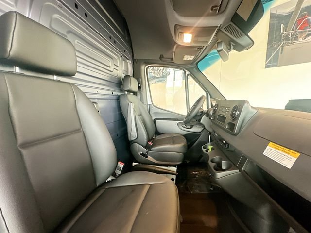 New 2025 Arctic White Mercedes-Benz Cargo 144 WB image 24