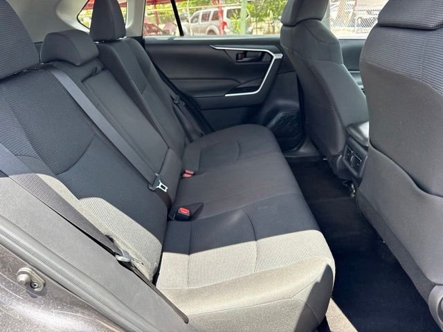 2025 Toyota RAV4 LE - Photo 13