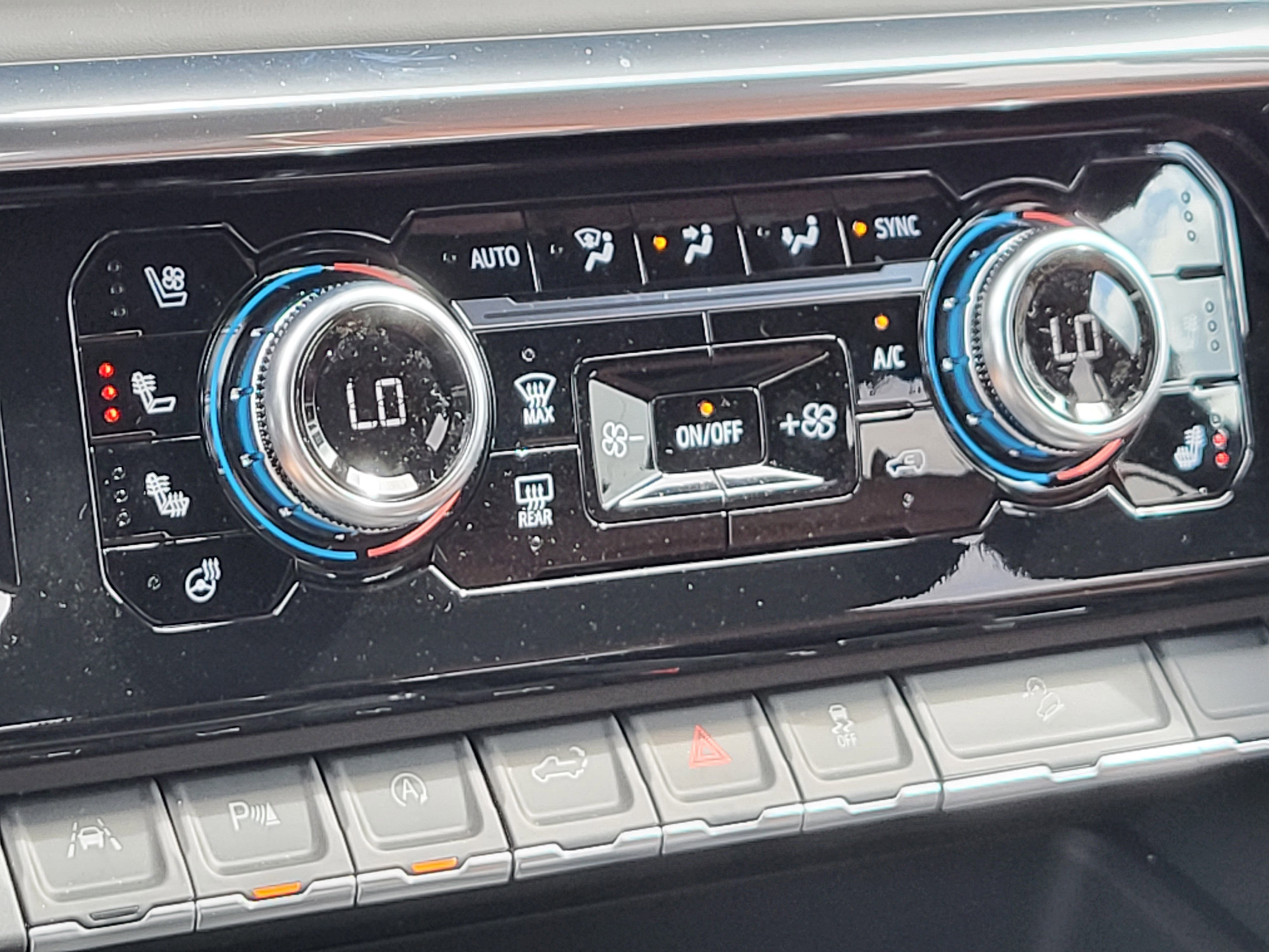 2026 GMC Sierra 1500 Denali Ultimate - Photo 17