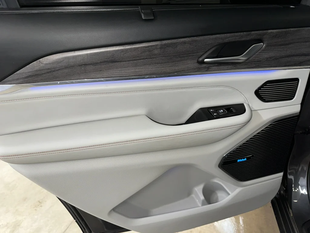 2022 Jeep Grand Cherokee L Overland - Photo 20