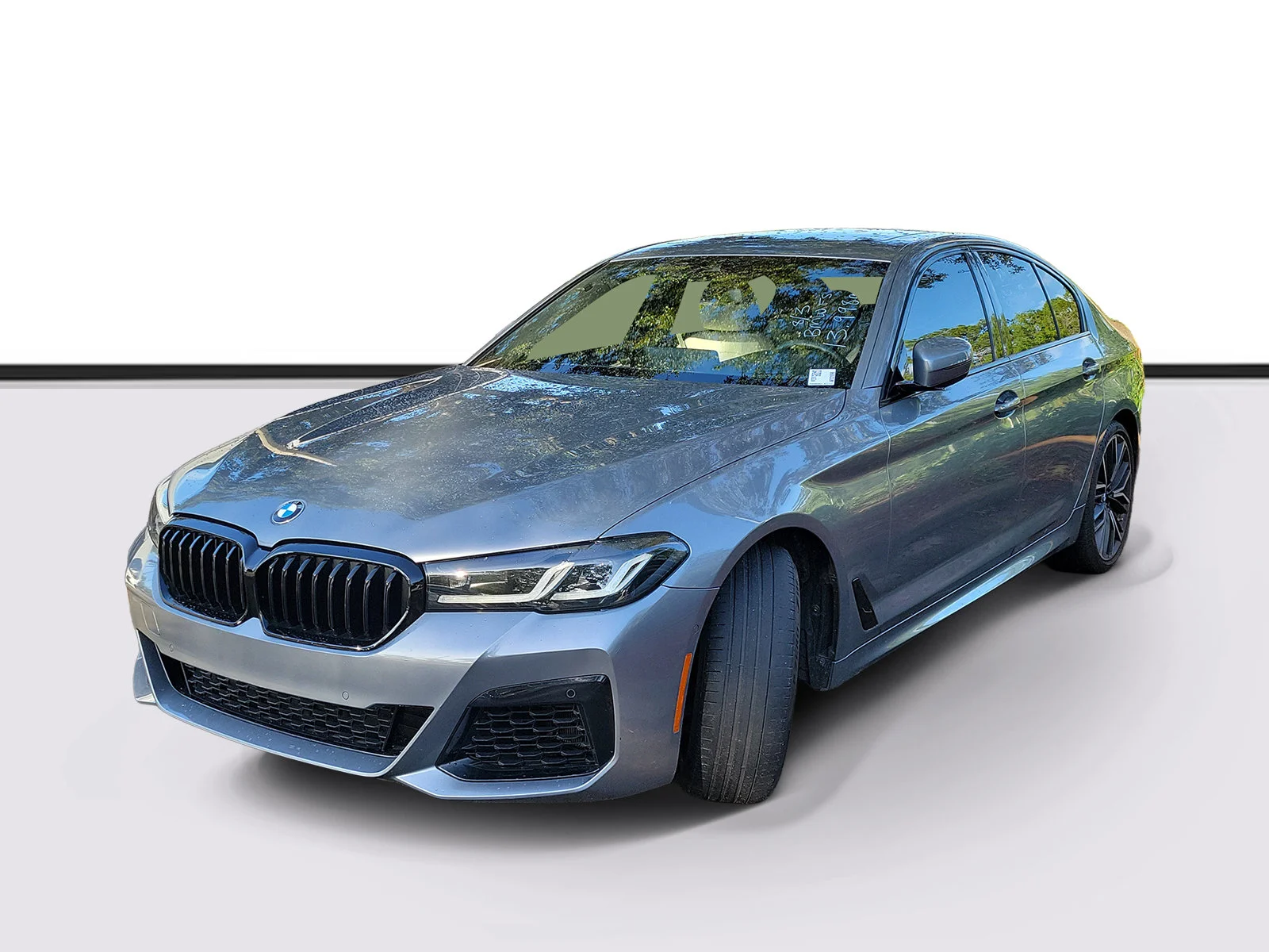 Used 2023 Skyscraper Gray Metallic BMW 540i image 3