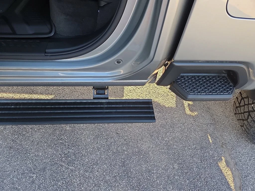 2026 GMC Sierra 2500HD AT4X - Photo 10