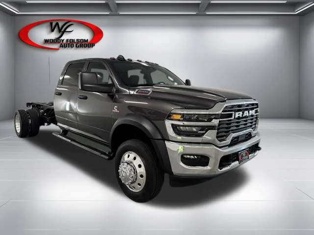 New 2026 Granite Crystal Metallic Clear-Coat Exterior Paint RAM Tradesman image 3