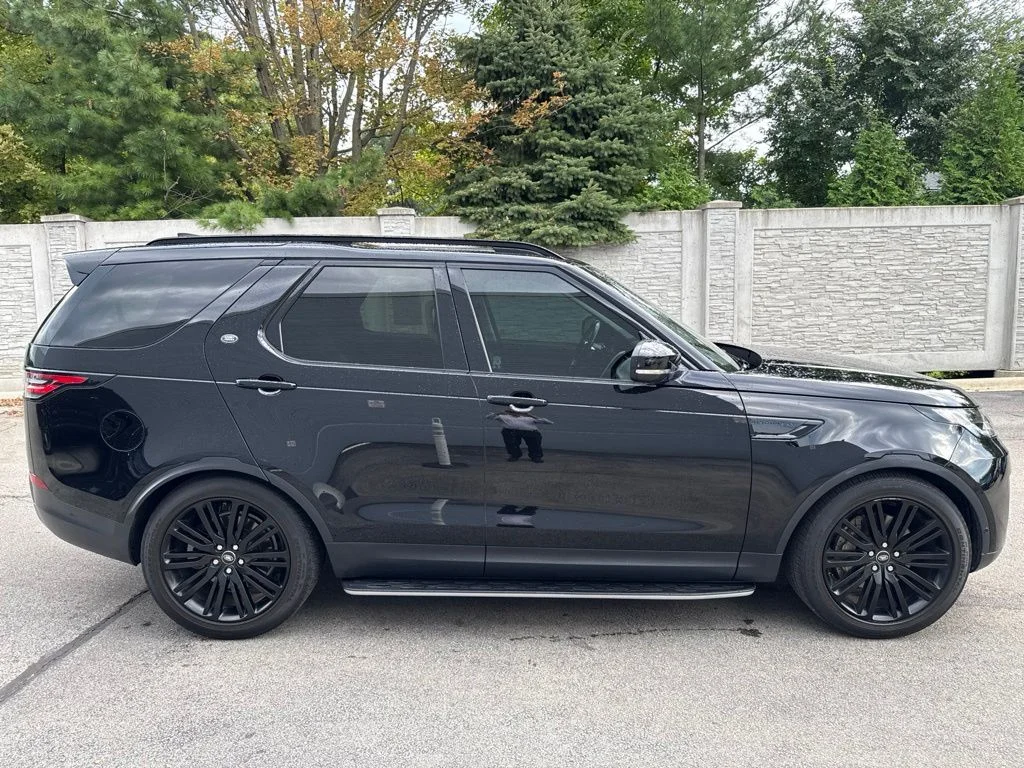 Used 2018 Black Land Rover HSE Luxury image 6