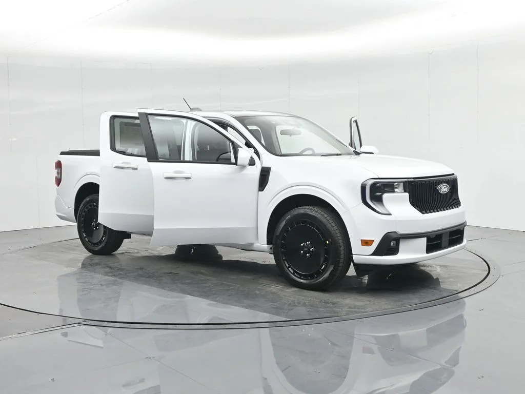 New 2025 White Ford Lobo Standard image 31
