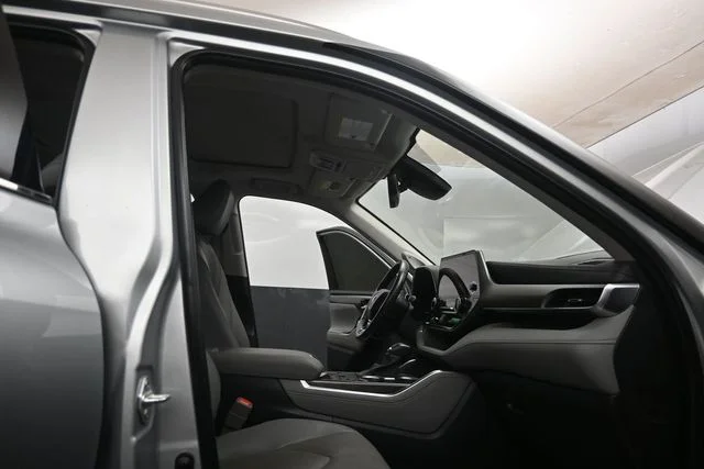 Used 2023 Silver Toyota Limited image 15