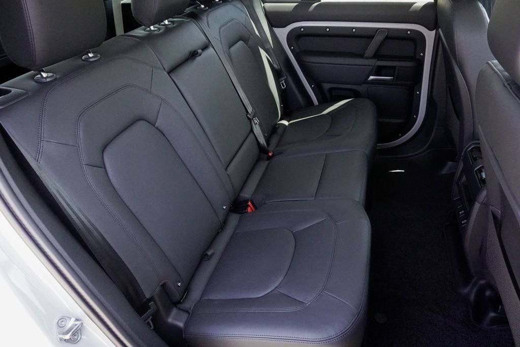 New 2026 Borasco Grey Land Rover X-Dynamic SE image 27