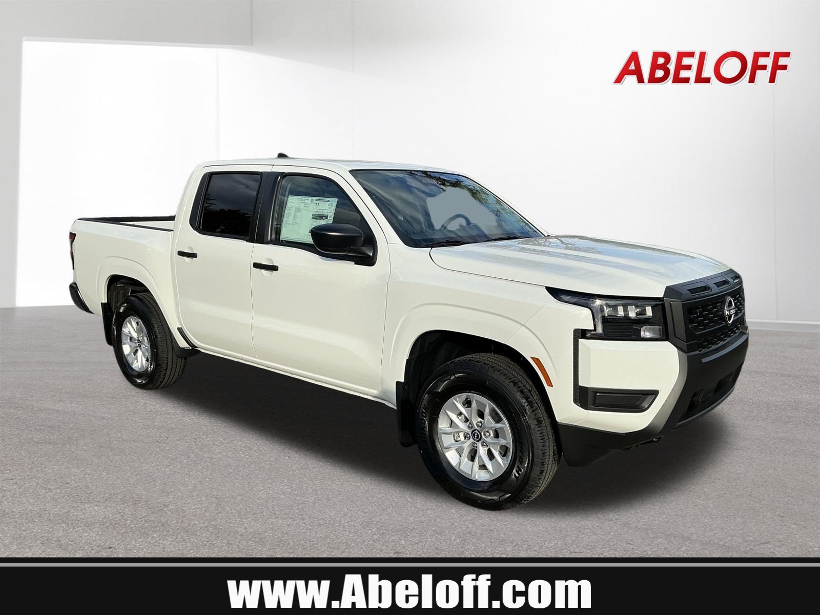 2026 Nissan Frontier S Crew Cab 4x4's photo