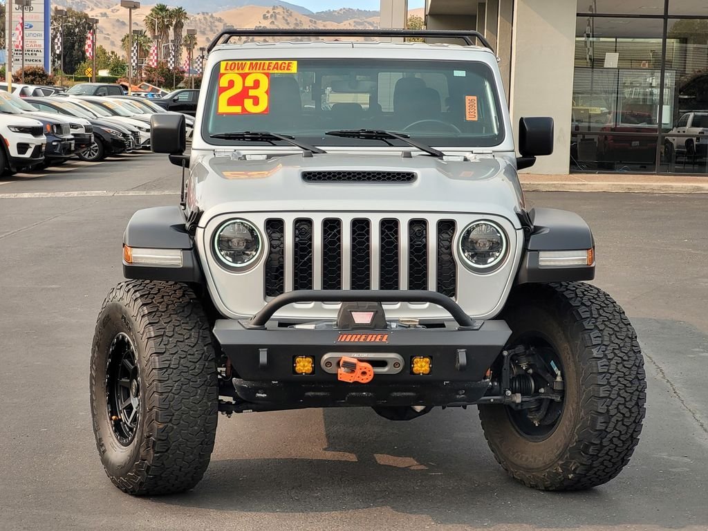 Used 2023 Silver Jeep Mojave image 2