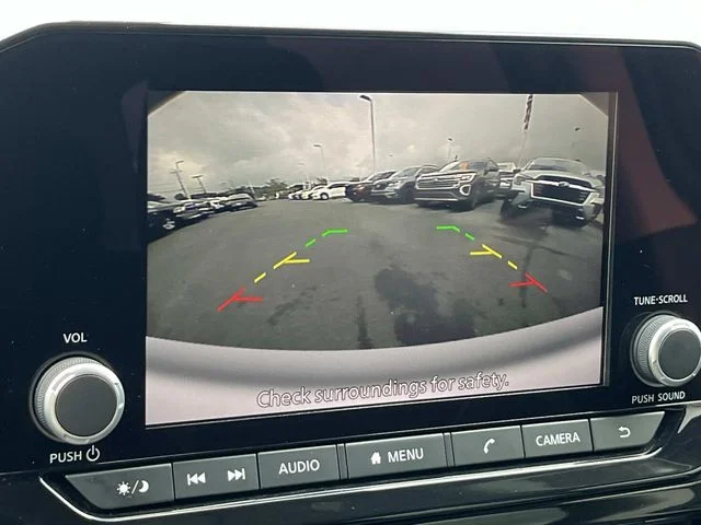 Used 2025 Silver Nissan SV image 36