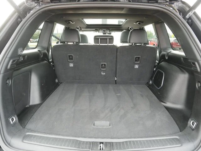 Used 2024 Black Jeep 4xe image 17