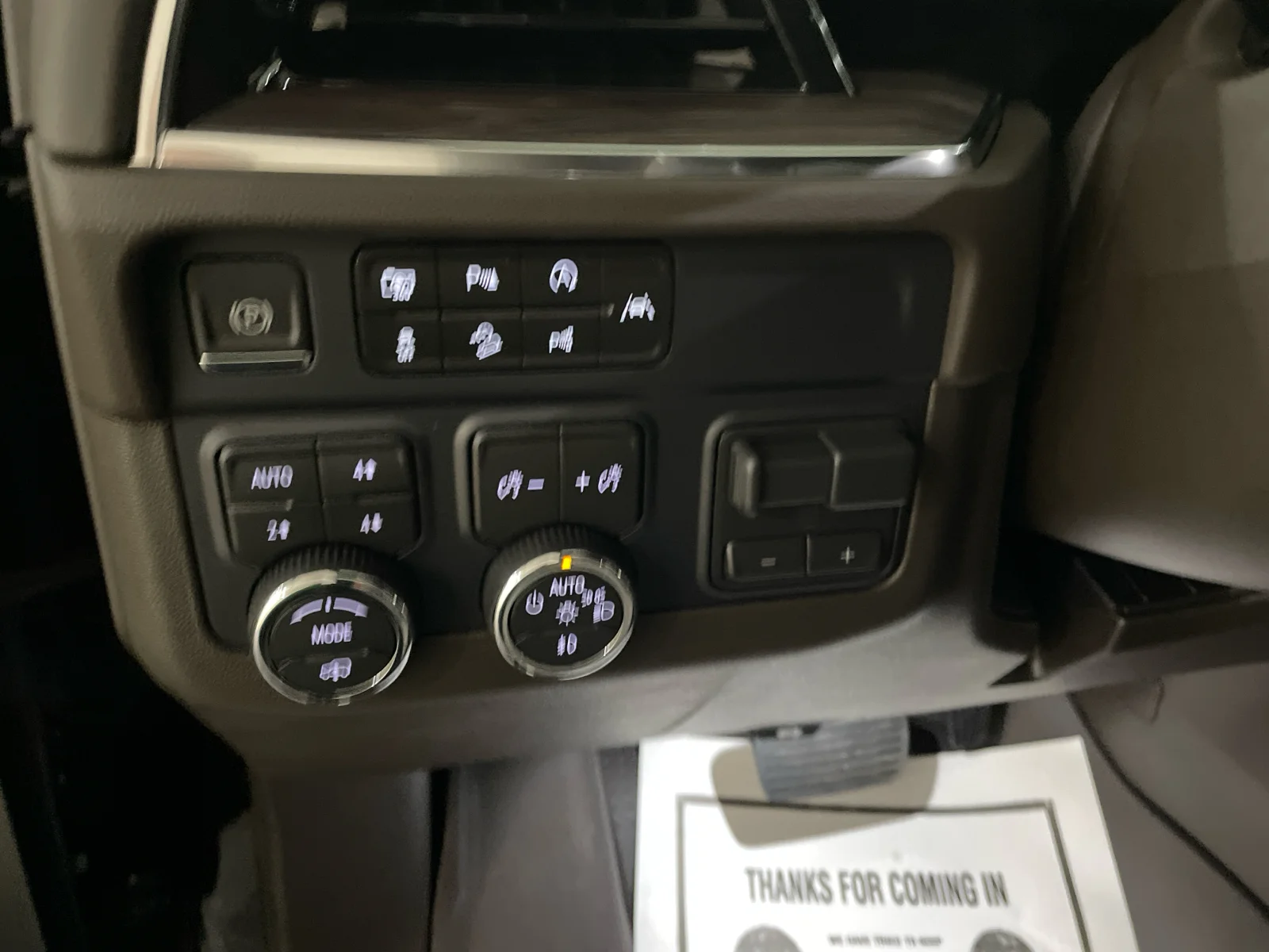 2026 Chevrolet Tahoe Z71 - Photo 14
