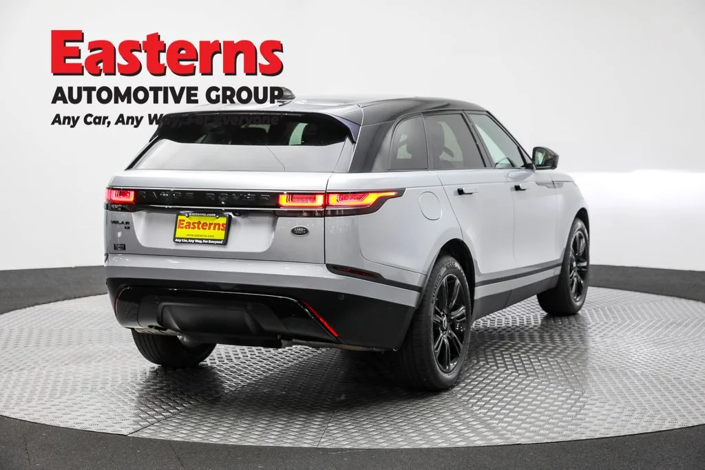 Used 2021 Gray Land Rover S image 5