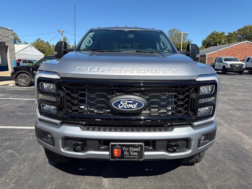 New 2027 Iconic Silver Metallic Ford F-250® XLT image 8