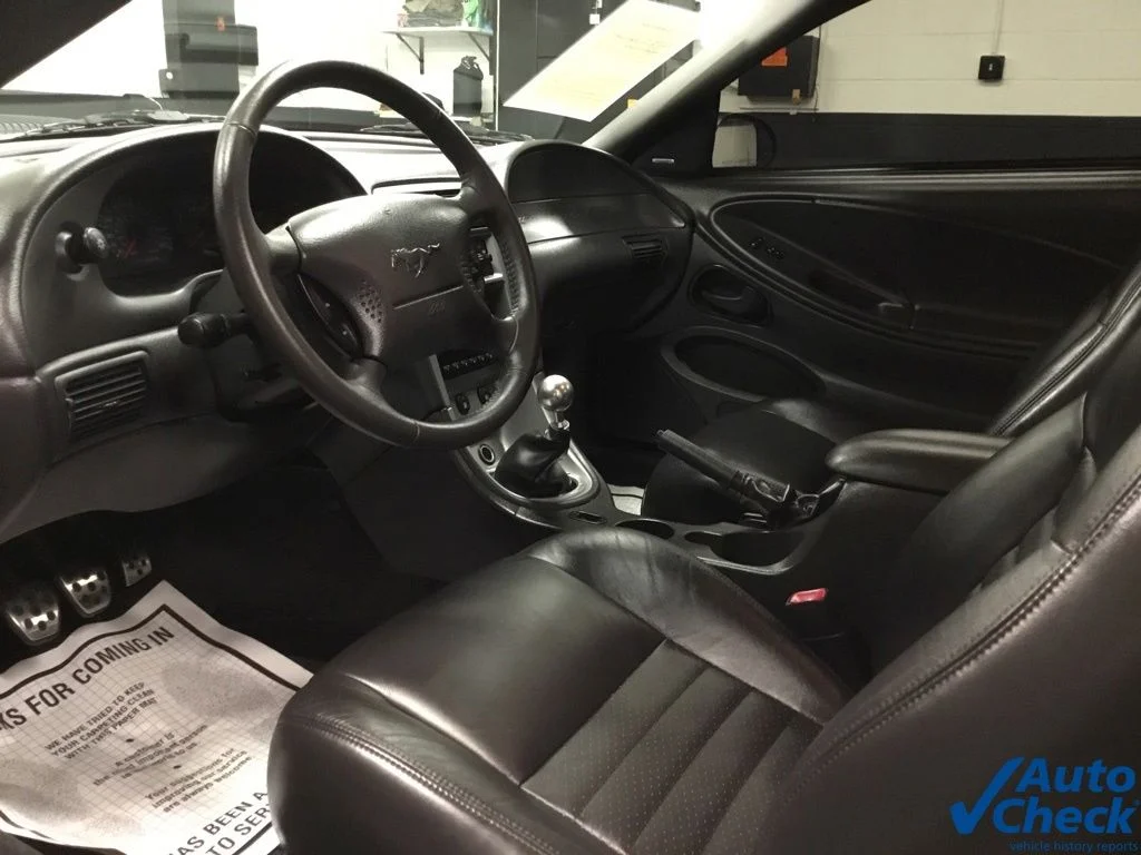 Used 2003 Red Ford GT image 22