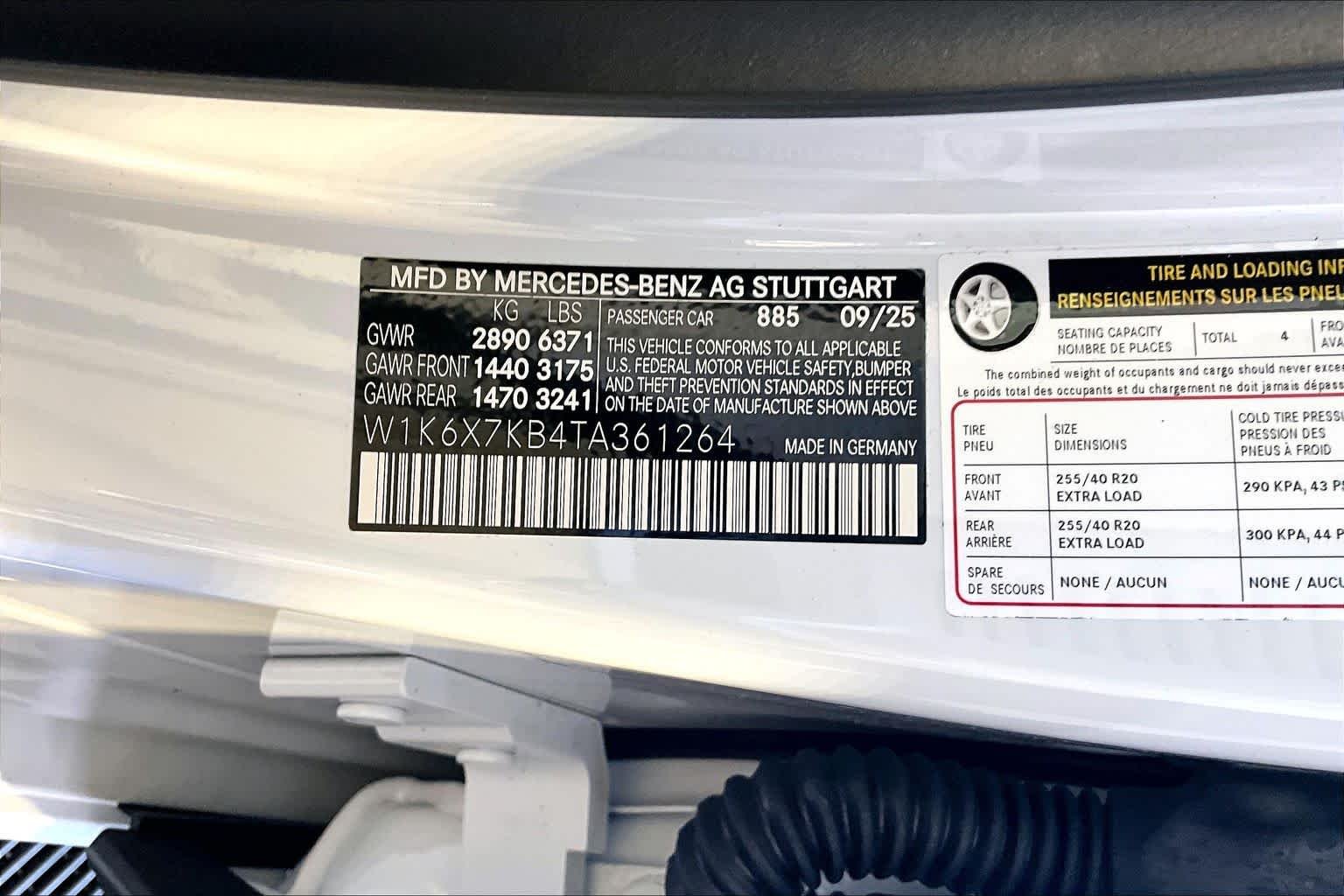 New 2026 MANUFAKTUR Moonlight White Metallic Mercedes-Benz Maybach S 680 image 12