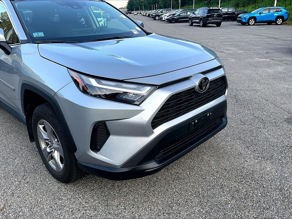 Used 2025 Silver Toyota XLE image 8
