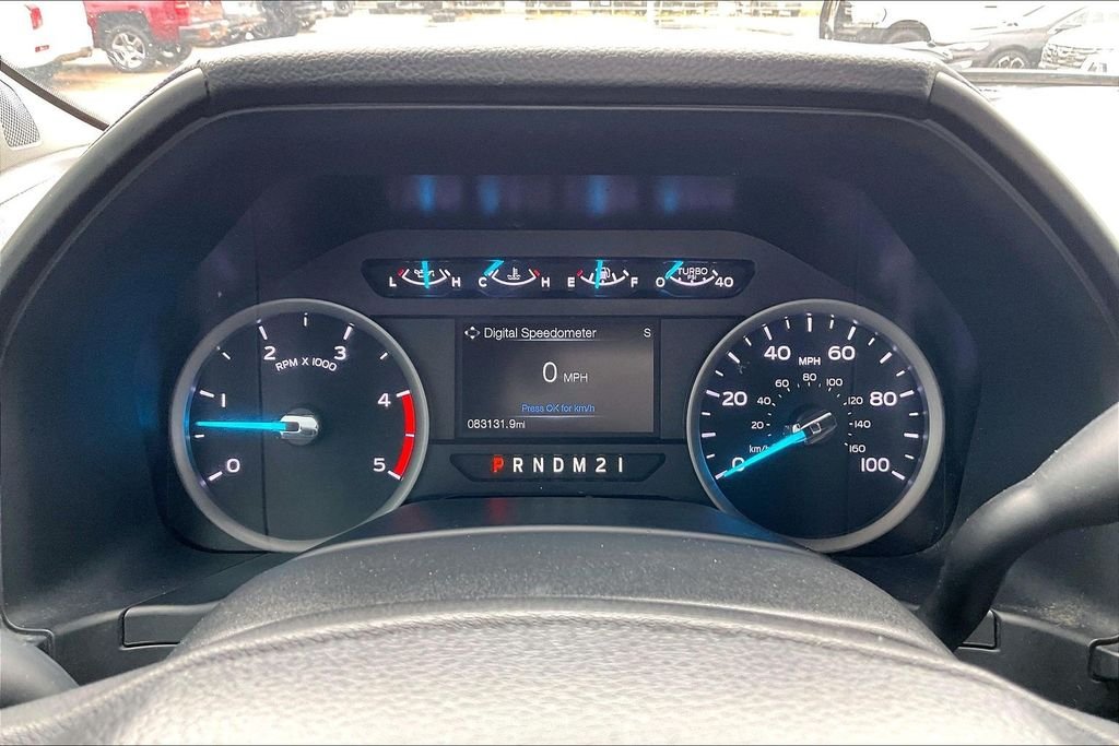 Used 2019 Agate Black Metallic Ford XLT image 12