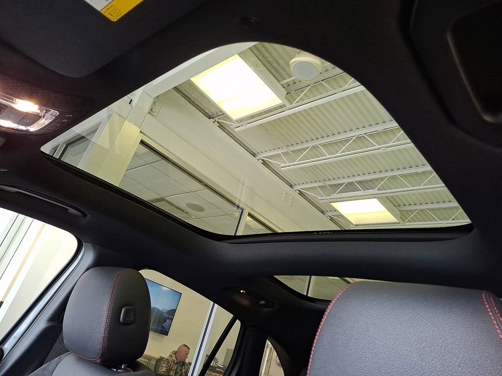 New 2026 Mountain Grey Metallic Mercedes-Benz GLA 250 image 40