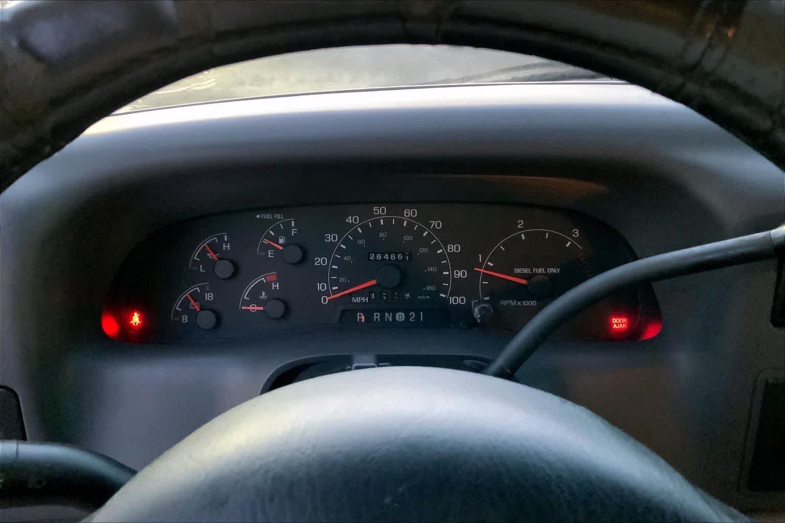 Used 2001 Red Ford XLT image 24