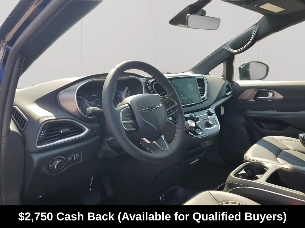 2026 Chrysler Voyager LX - Photo 29