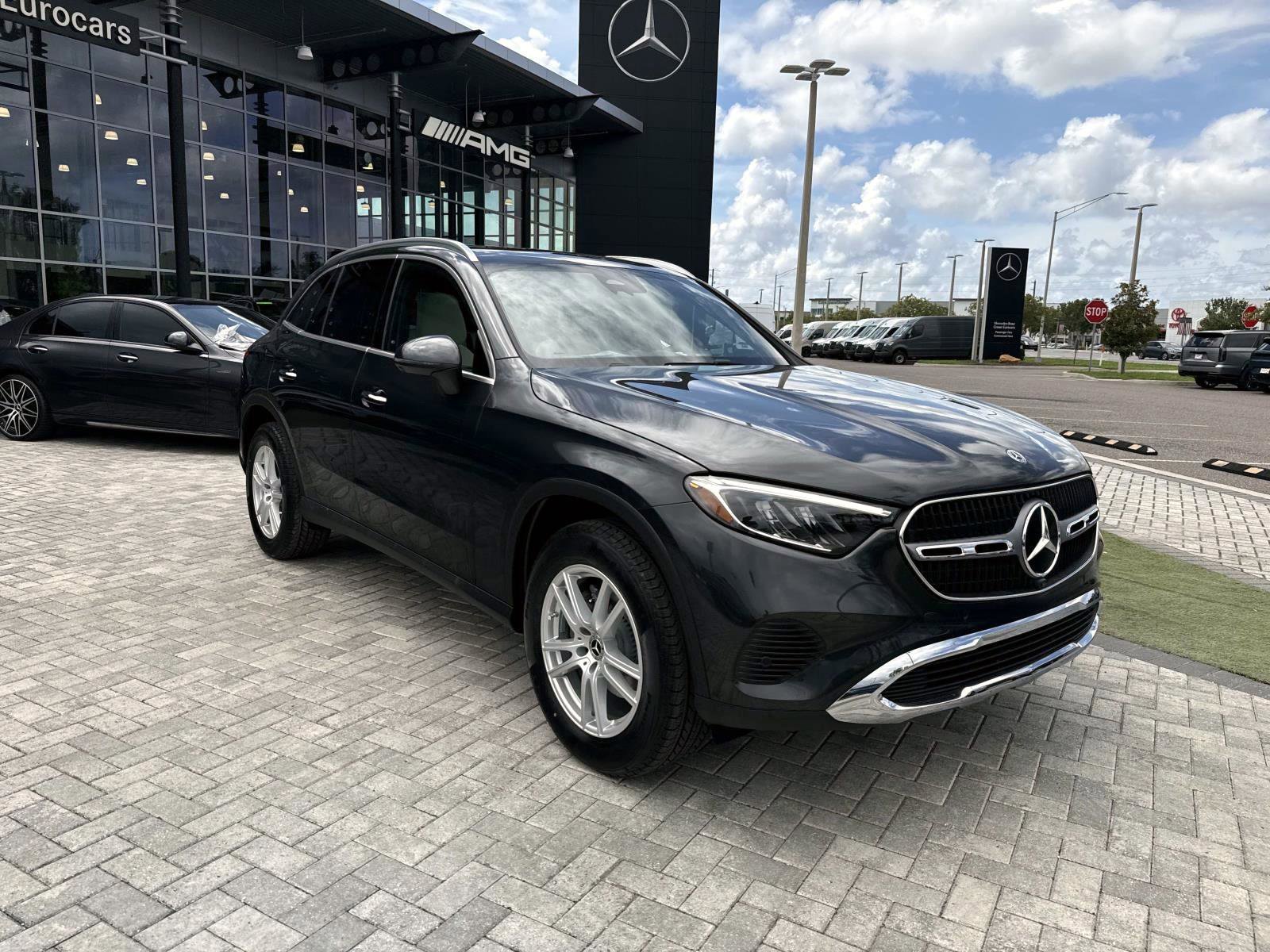 New 2026 Gray Metallic Mercedes-Benz 300 4MATIC® SUV image 7
