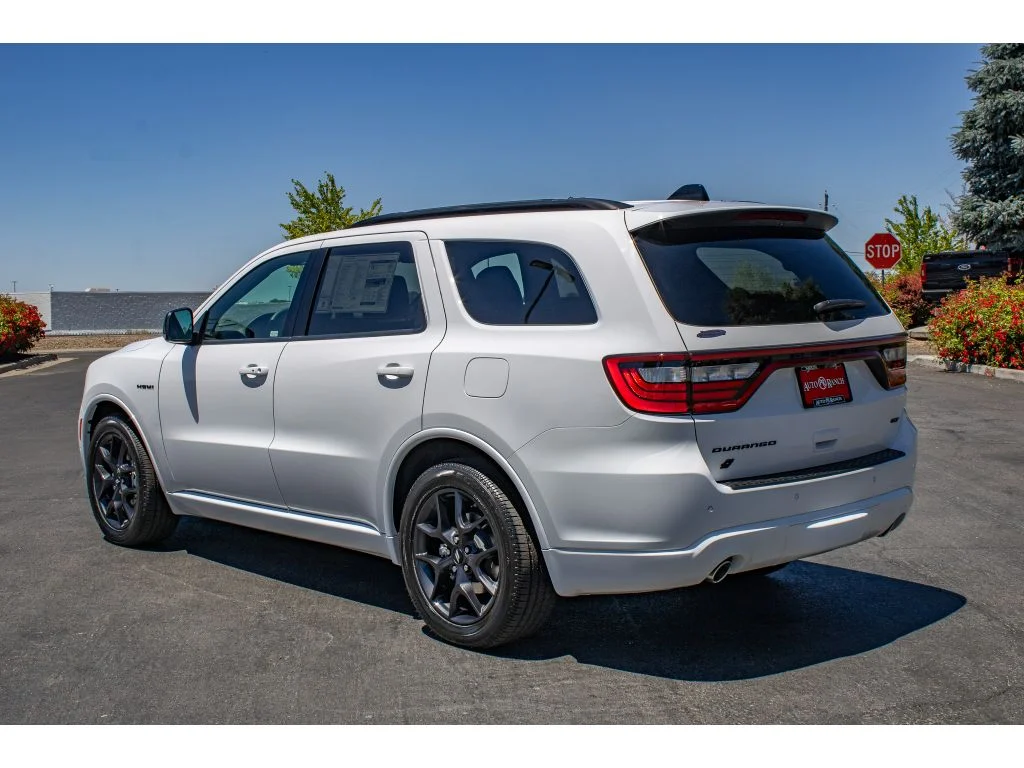 New 2026 White Knuckle Clearcoat Dodge GT Plus HEMI V8 image 6