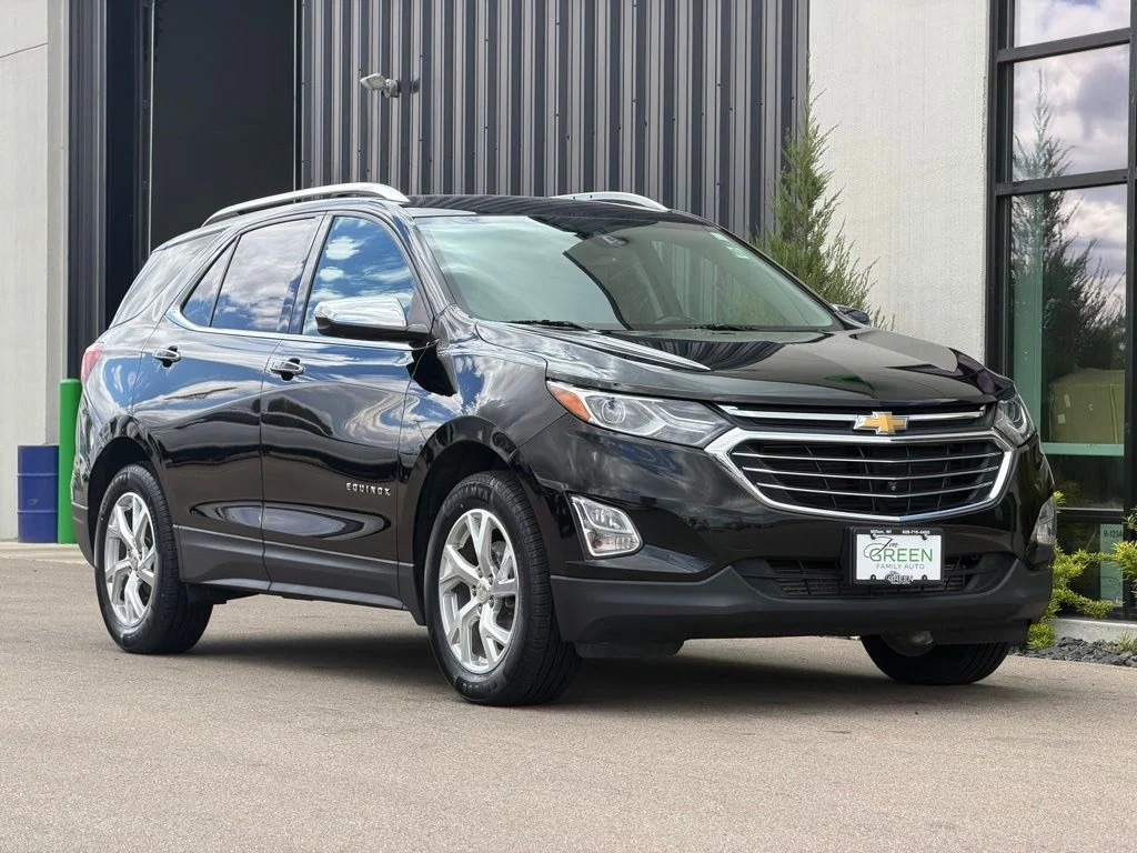 Used 2020 Black Chevrolet Premier image 4