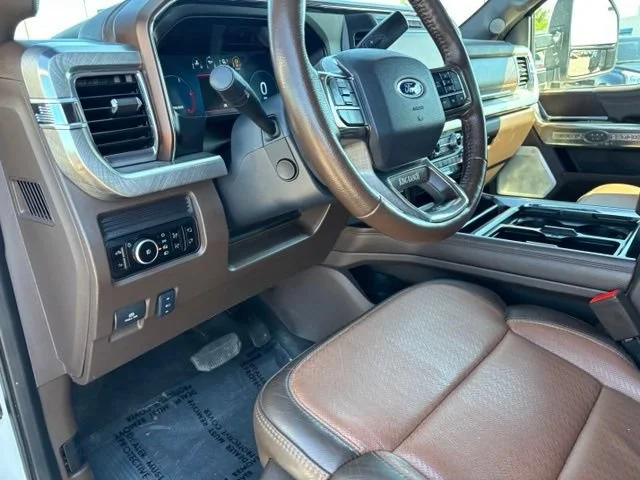 Used 2025  Ford XL image 13