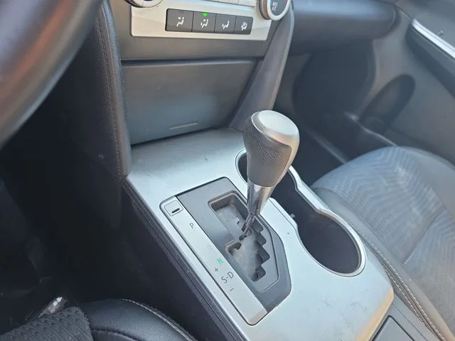 Used 2014 Silver Toyota SE image 24