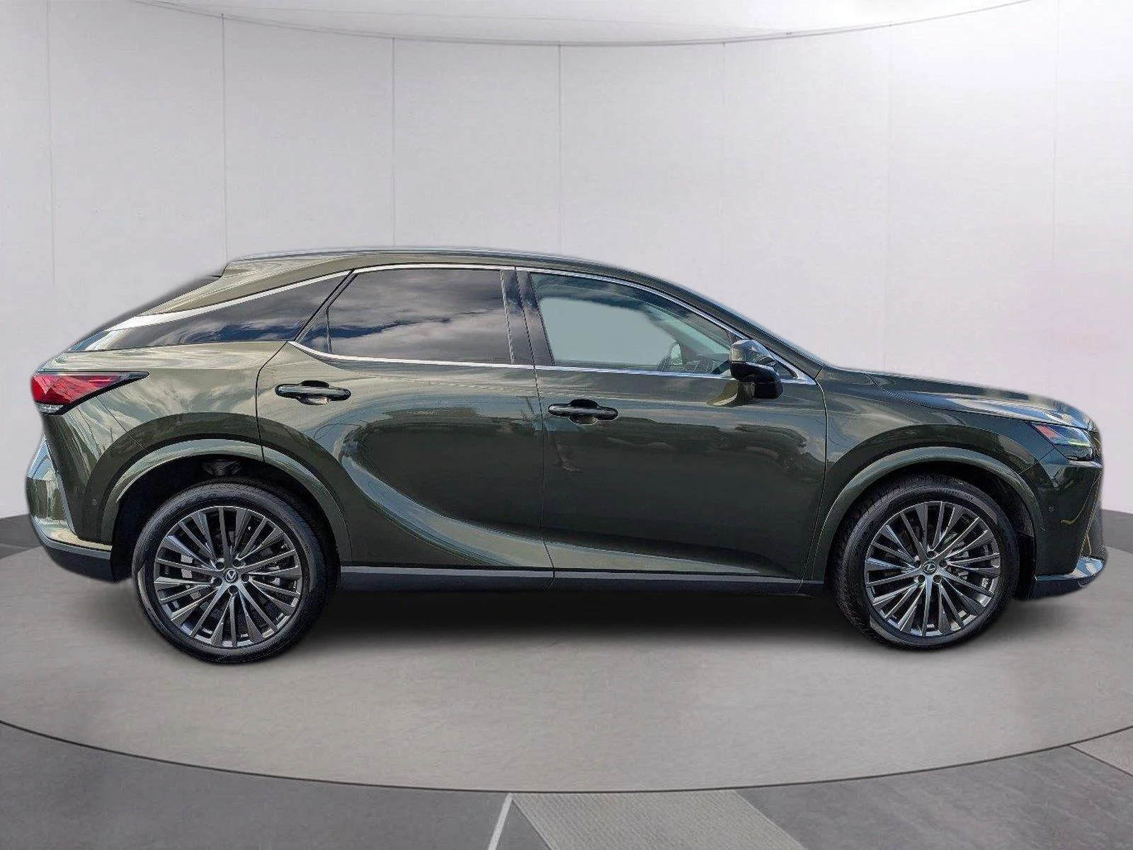 Used 2023 Nori Green Pearl Lexus RX 350 Luxury image 8