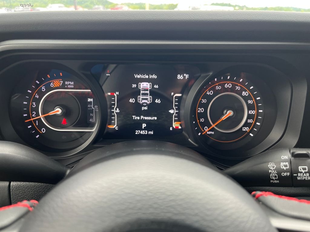 Used 2024 Gray Jeep Rubicon X image 15
