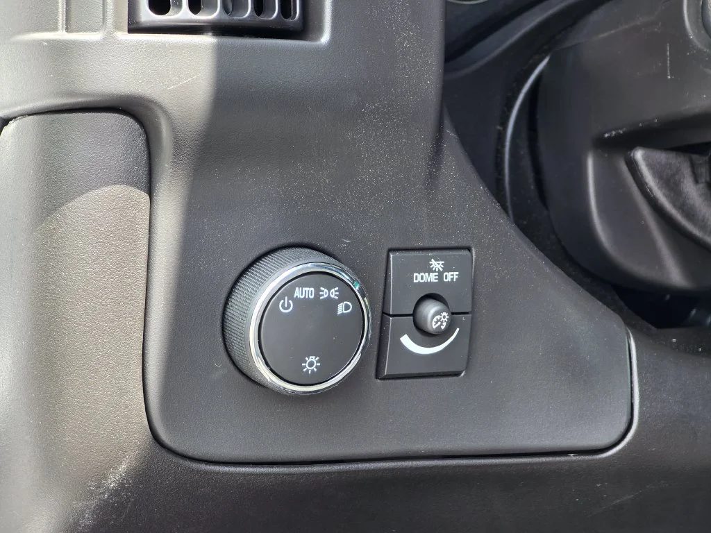 New 2026 White Chevrolet Work Van image 33