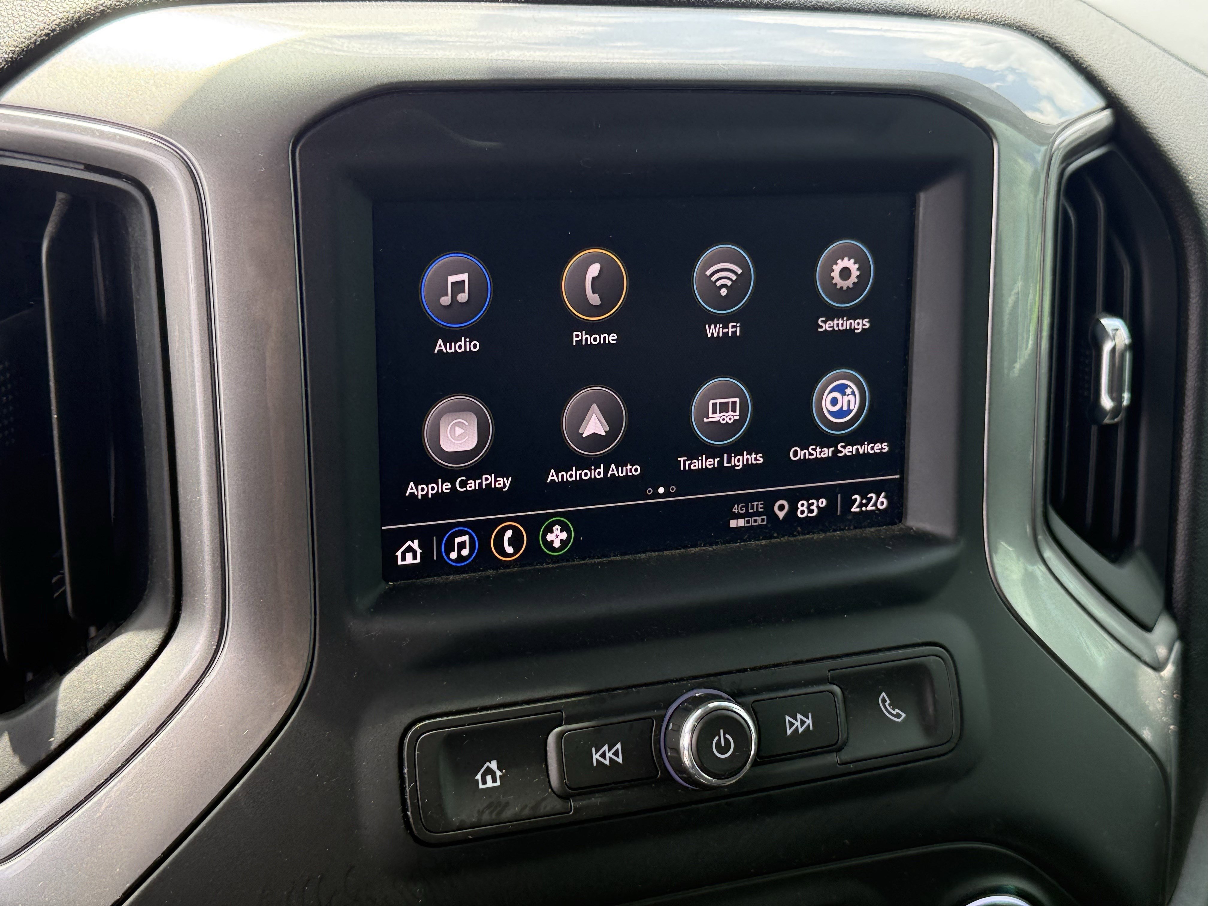 Used 2024 Slate Gray Metallic Chevrolet  image 17